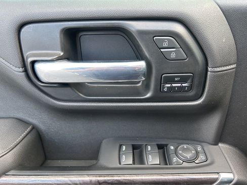 Used 2022 Chevrolet Silverado 1500 LTZ w/ LTZ Convenience Package II image 19