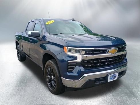 Used 2022 Chevrolet Silverado 1500 LT AWD/4WD image 8