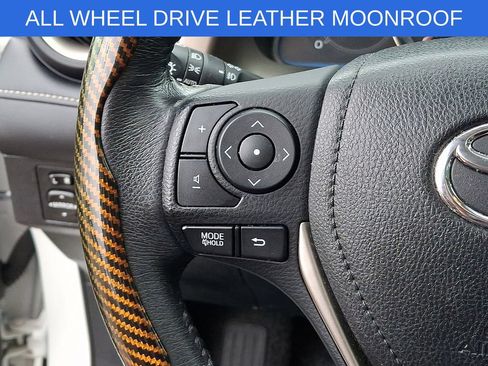 Used 2013 Toyota RAV4 Limited AWD/4WD image 21
