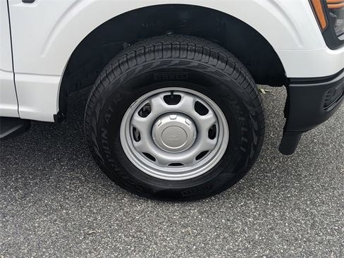 Used 2024 Ford F150 XL image 21