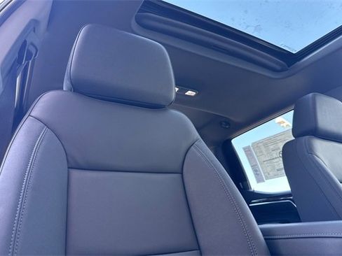 New 2025 GMC Sierra 1500 Elevation w/ Elevation Premium Package image 18