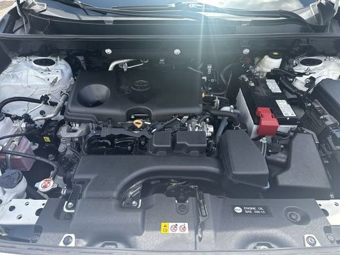 Used 2024 Toyota RAV4 XLE FWD image 29