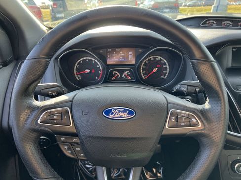 Used 2016 Ford Focus ST image 16