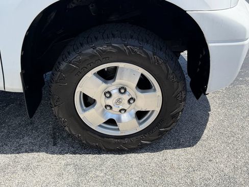 Used 2012 Toyota Tundra 4x4 CrewMax w/ TRD Off-Road Pkg image 18