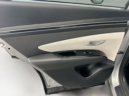 Used 2024 Hyundai Tucson Limited image 28