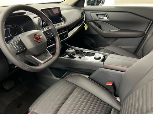 New 2026 Nissan Rogue SV image 15