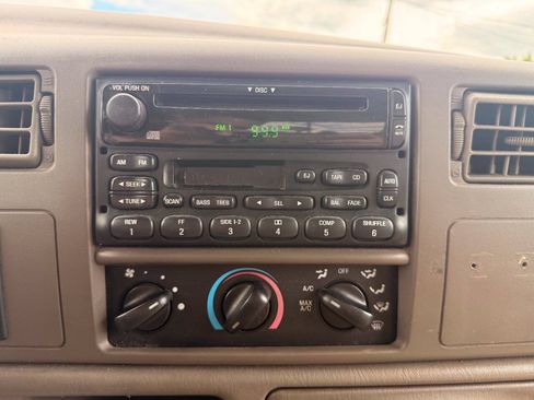 Used 2002 Ford F350 Lariat AWD/4WD image 42