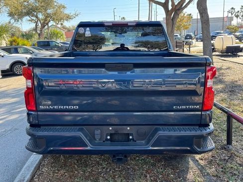 Used 2022 Chevrolet Silverado 1500 Custom image 5