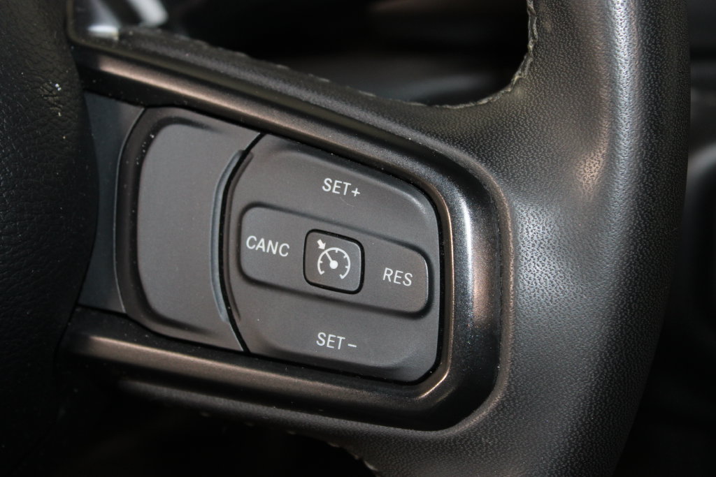Used 2023 Jeep Gladiator Sport AWD/4WD image 22