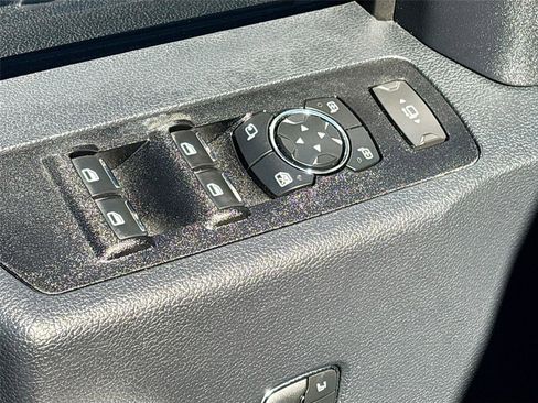 Used 2022 Ford F250 Lariat w/ Lariat Value Package image 18