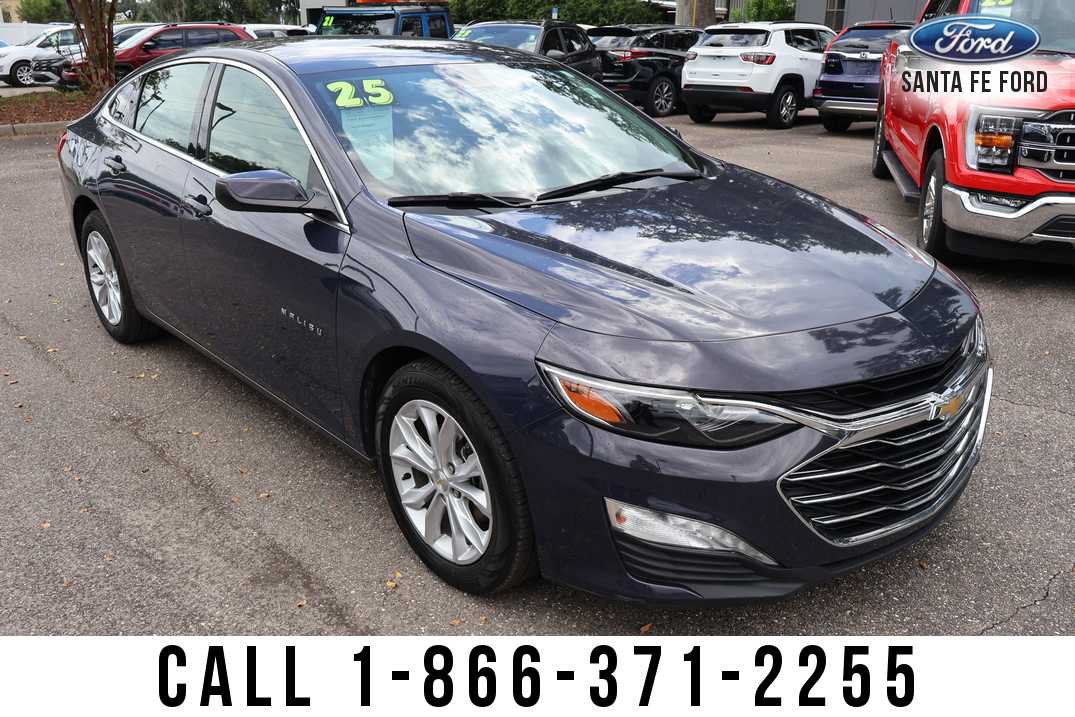 Used 2025 Chevrolet Malibu LT FWD image 5