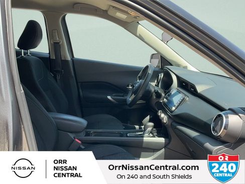 Used 2023 Nissan Kicks SV FWD image 11