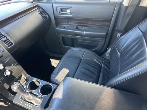 Used 2019 Ford Flex SEL w/ Equipment Group 202A image 17
