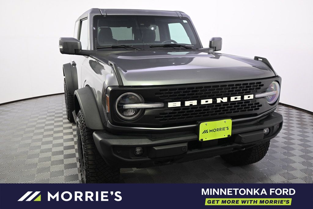 Used 2023 Ford Bronco Outer Banks w/ Sasquatch Package AWD/4WD image 9