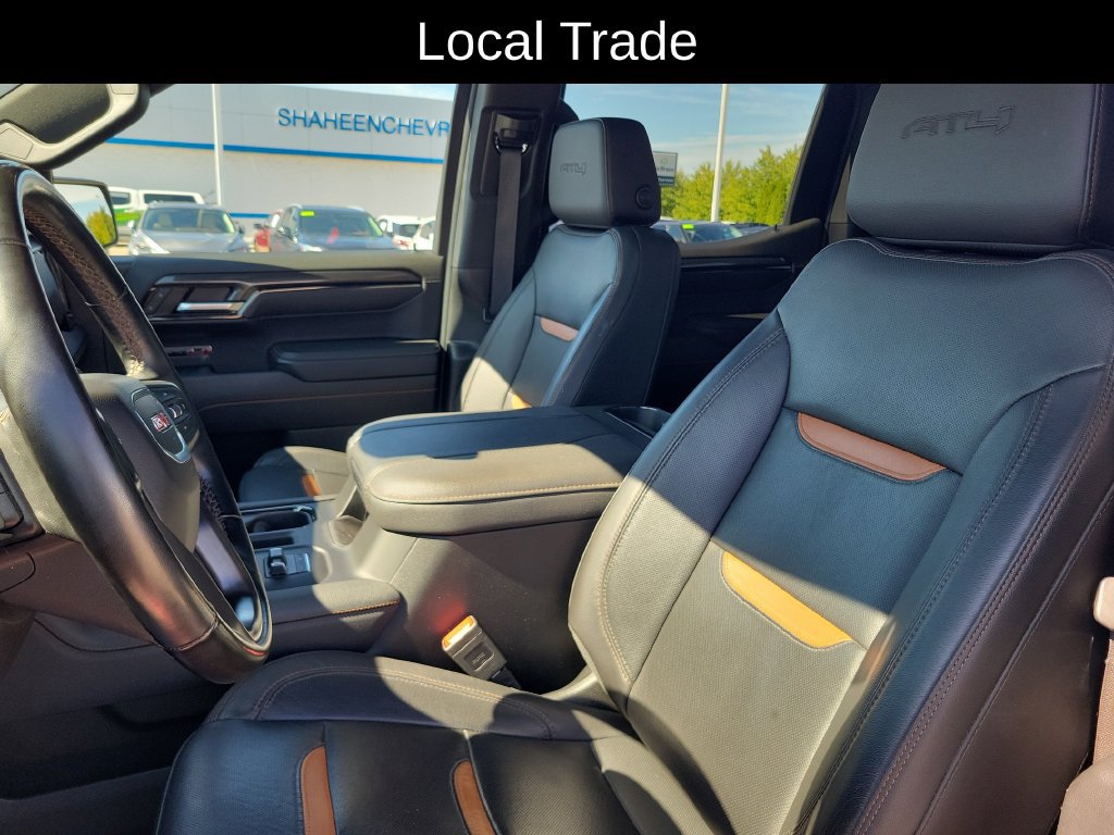 Used 2023 GMC Sierra 1500 AT4 w/ Technology Package AWD/4WD image 6