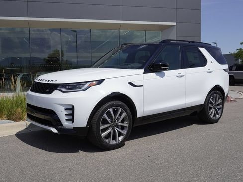 New 2026 Land Rover Discovery Dynamic SE AWD/4WD image 3