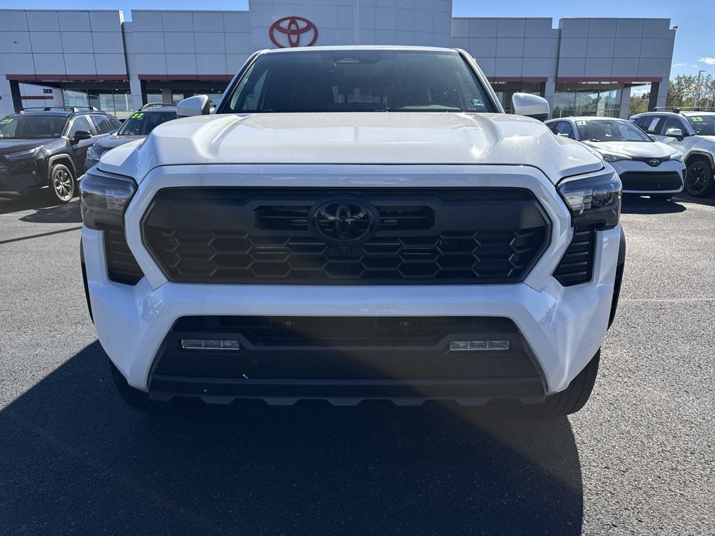 New 2026 Toyota Tacoma TRD Off-Road w/ TRD Off Road Premium Package AWD/4WD image 3