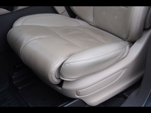 Used 2022 Lincoln Aviator Reserve w/ Equipment Group 201A image 21