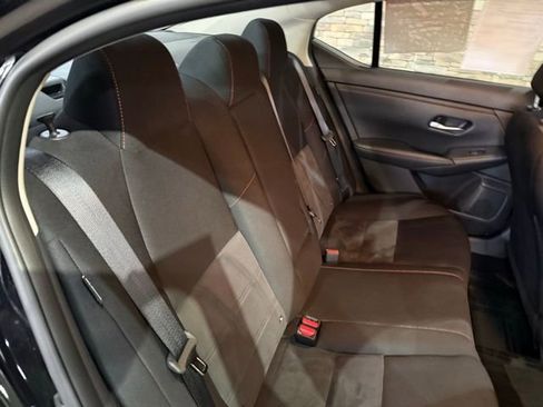Certified 2025 Nissan Sentra SR w/ Midnight Edition FWD image 34