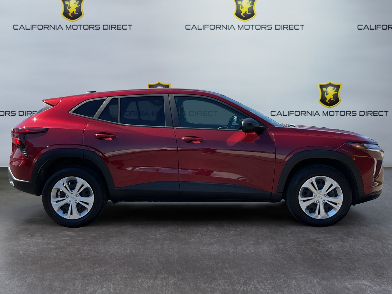 Used 2024 Chevrolet Trax LS FWD image 4