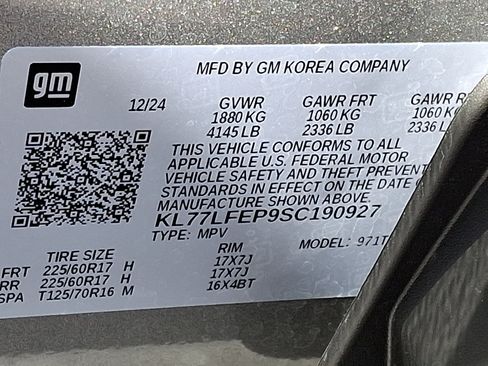 Used 2025 Chevrolet Trax LS image 27