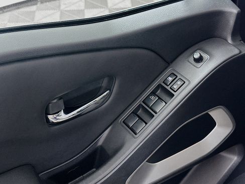 Used 2024 Nissan Frontier SV w/ SV Convenience Package image 15