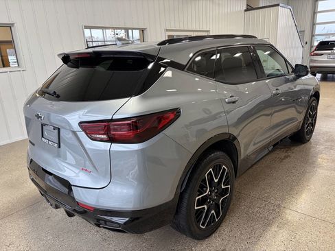 Used 2024 Chevrolet Blazer RS w/ Driver Confidence II Package image 4