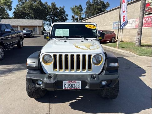 Used 2019 Jeep Wrangler Unlimited Sport S AWD/4WD image 2