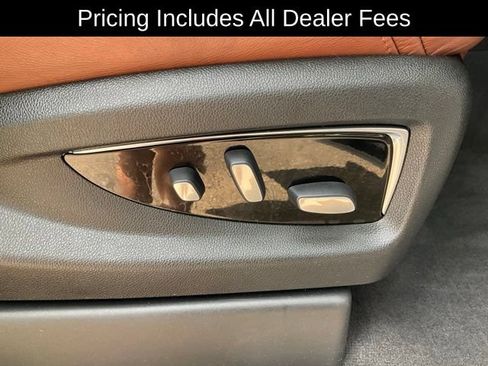 Used 2020 Cadillac Escalade ESV Premium Luxury AWD/4WD image 25