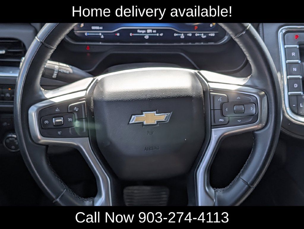 Used 2023 Chevrolet Suburban LT RWD image 17