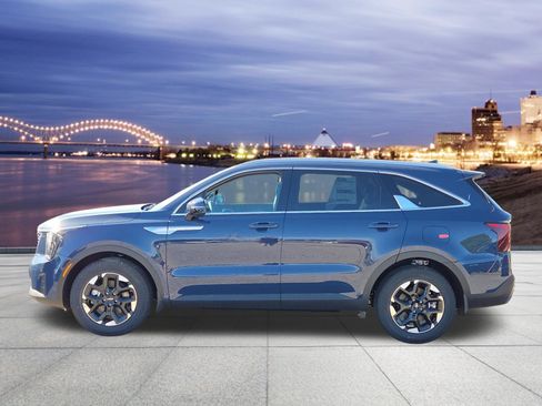 New 2026 Kia Sorento S w/ S Panoramic Sunroof Package image 2