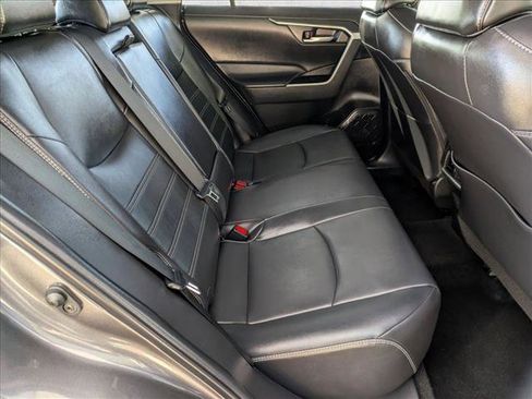 Used 2023 Toyota RAV4 XLE Premium image 20