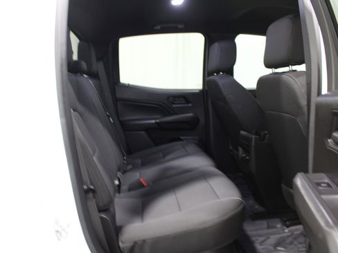 Used 2023 Chevrolet Colorado Trail Boss w/ Technology Package AWD/4WD image 18