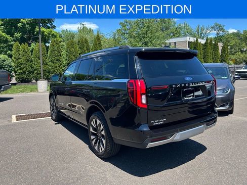 Certified 2025 Ford Expedition Platinum w/ Driver's Package AWD/4WD image 9