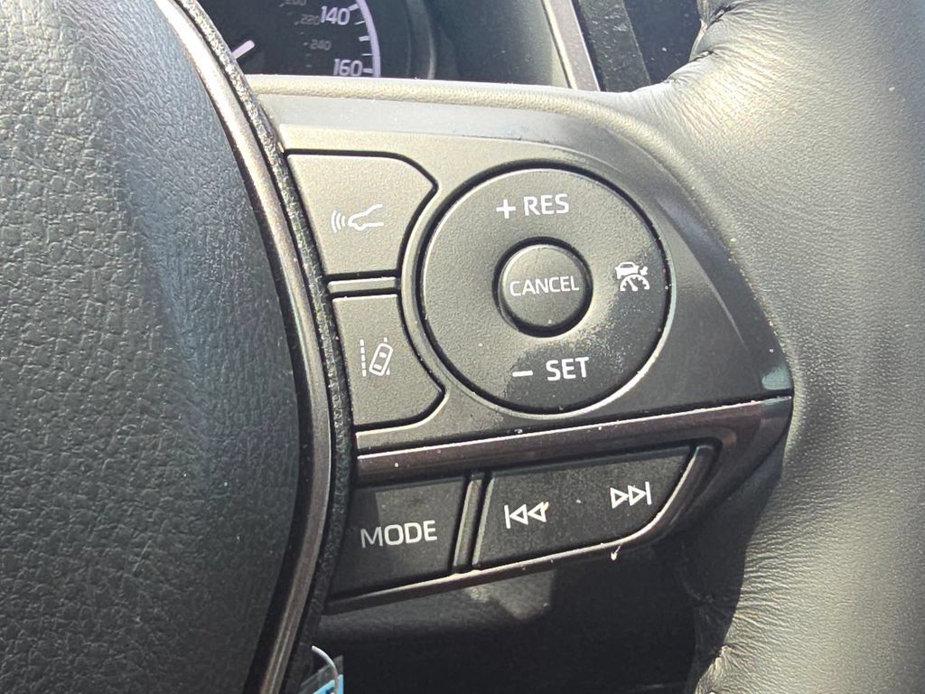 Used 2023 Toyota Camry SE FWD image 26