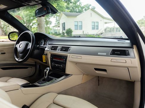 Used 2011 BMW 335is Coupe image 22