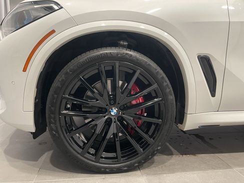 Certified 2023 BMW X5 xDrive40i w/ Executive Package image 7
