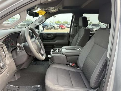 Used 2025 Chevrolet Silverado 1500 Custom w/ Turbomax Blackout Package AWD/4WD image 12