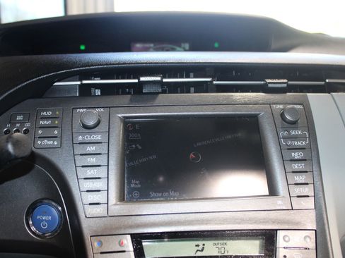 Used 2013 Toyota Prius Four w/ Deluxe Solar Roof Pkg image 17