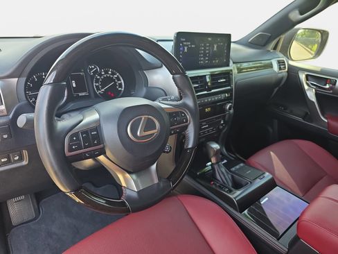 Used 2023 Lexus GX 460 Premium w/ Premium Plus Package AWD/4WD image 15
