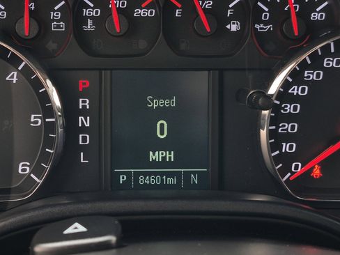 Used 2018 Chevrolet Silverado 1500 Custom w/ Custom Value Package image 20