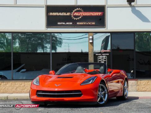 Used 2014 Chevrolet Corvette Stingray Convertible RWD image 1