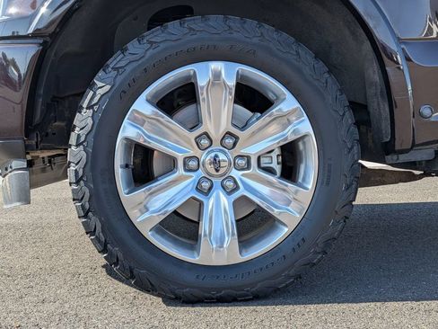 Used 2018 Ford F150 Platinum w/ Equipment Group 701A Luxury AWD/4WD image 26