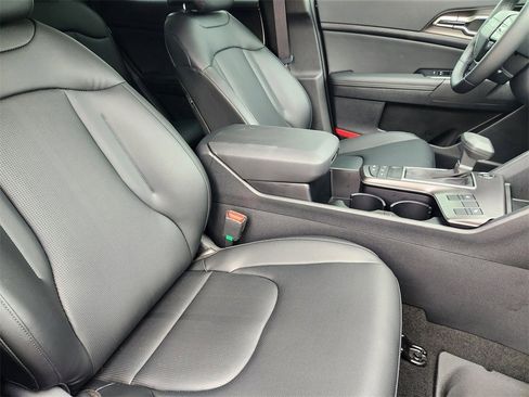 New 2026 Kia Sportage EX w/ EX Panorama Roof Package image 22