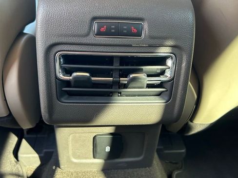 Used 2021 Lincoln Corsair AWD w/ Equipment Group 101A image 21