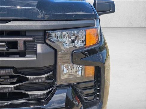 Used 2025 Chevrolet Silverado 1500 Custom Trail Boss w/ Dark Appearance Package image 15