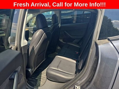Used 2022 Tesla Model Y Performance AWD/4WD image 14