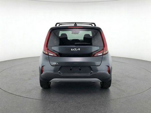Used 2025 Kia Soul LX w/ LX Technology Package image 7