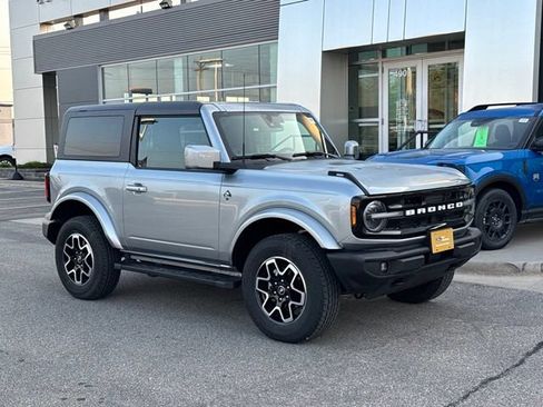 Certified 2023 Ford Bronco Outer Banks AWD/4WD image 35