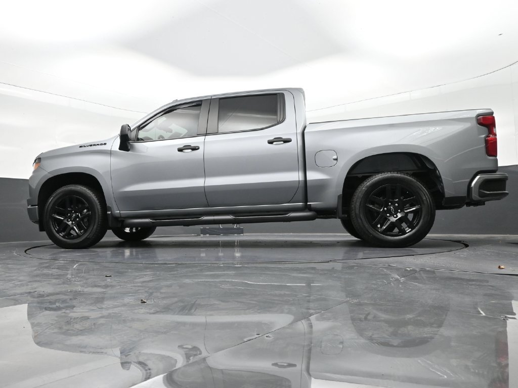 Used 2024 Chevrolet Silverado 1500 Custom w/ Turbomax Blackout Package RWD image 33
